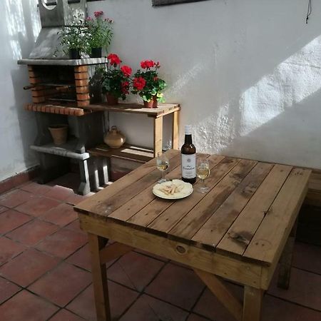 Apto Con Patio Y Barbacoa Bbq H De La Reina Córdoba Exteriér fotografie
